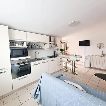 Apartment Lovely Flat With View