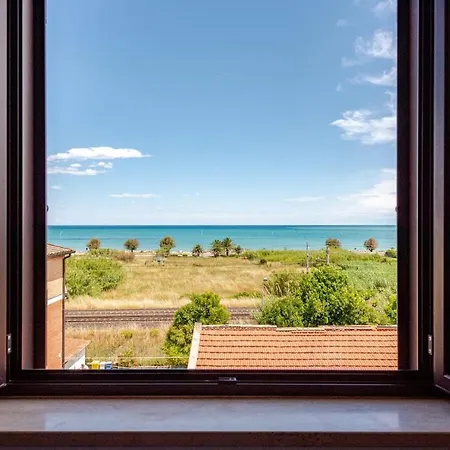 Apartment Lovely Flat With View Roseto Degli Abruzzi