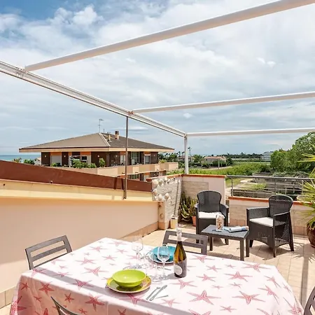 Lovely Flat With View Roseto Degli Abruzzi