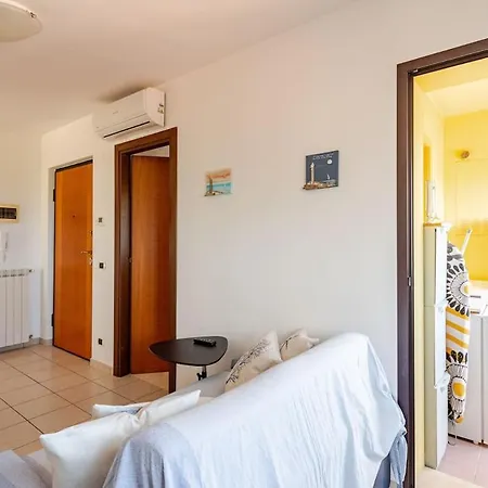 Lovely Flat With View *