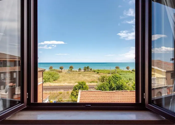 Daire Lovely Flat With View Roseto Degli Abruzzi